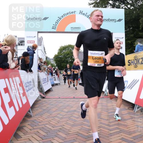30.08.2026 - Blankeneser Heldenlauf Lena Gebhardt http://msf.ph/oto/10050486 30.08.2026 11:58:53 Ziel 2284, 2364, 2647, 2695, 2706, 2745, 4143, 4325 meine-sportfotos.de
