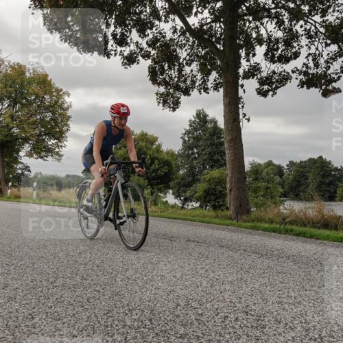 30.08.2026 - Elbe Triathlon Hamburg Michael Burmester http://msf.ph/oto/10050498 30.08.2026 10:03:02 Radfahren 460, 582, 921, 942, 978, 1894 meine-sportfotos.de