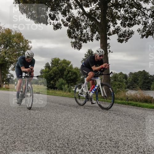 30.08.2026 - Elbe Triathlon Hamburg Michael Burmester http://msf.ph/oto/10050503 30.08.2026 10:03:03 Radfahren 460, 582, 921, 942, 1894 meine-sportfotos.de