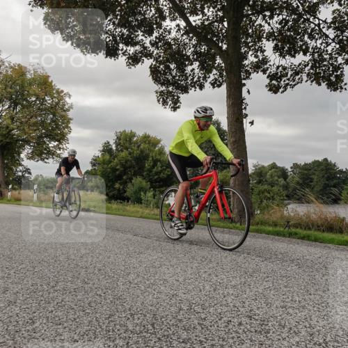 30.08.2026 - Elbe Triathlon Hamburg Michael Burmester http://msf.ph/oto/10050519 30.08.2026 10:03:12 Radfahren 484, 567, 666, 857 meine-sportfotos.de