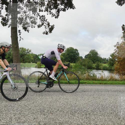30.08.2026 - Elbe Triathlon Hamburg Michael Burmester http://msf.ph/oto/10050609 30.08.2026 09:45:33 Radfahren 354, 548, 655, 751, 859, 869, 882 meine-sportfotos.de