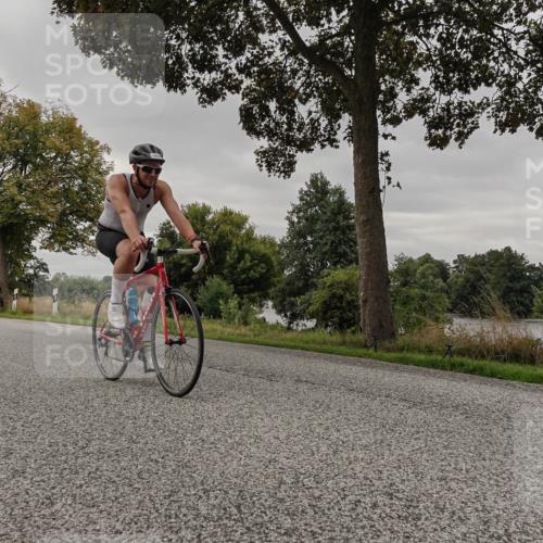 30.08.2026 - Elbe Triathlon Hamburg Michael Burmester http://msf.ph/oto/10050626 30.08.2026 10:04:47 Radfahren 561, 679, 796 meine-sportfotos.de