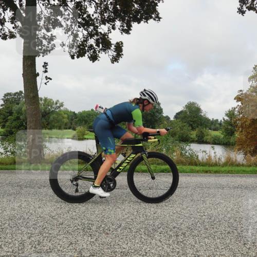 30.08.2026 - Elbe Triathlon Hamburg Michael Burmester http://msf.ph/oto/10050630 30.08.2026 09:45:39 Radfahren 354, 548, 655, 673, 859 meine-sportfotos.de