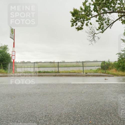 30.08.2026 - Elbe Triathlon Hamburg Michael Burmester http://msf.ph/oto/10050633 30.08.2026 15:48:48 Radfahren  meine-sportfotos.de