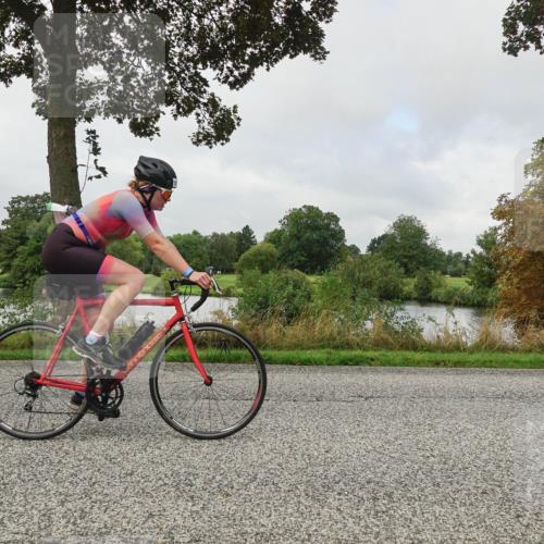30.08.2026 - Elbe Triathlon Hamburg Michael Burmester http://msf.ph/oto/10050671 30.08.2026 09:46:00 Radfahren 564, 620, 640, 671, 702, 857, 898 meine-sportfotos.de