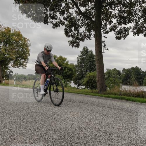 30.08.2026 - Elbe Triathlon Hamburg Michael Burmester http://msf.ph/oto/10050676 30.08.2026 10:05:45 Radfahren 786, 793, 817, 894, 941 meine-sportfotos.de