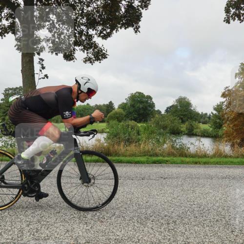 30.08.2026 - Elbe Triathlon Hamburg Michael Burmester http://msf.ph/oto/10050677 30.08.2026 09:46:03 Radfahren 564, 640, 702, 857, 898 meine-sportfotos.de