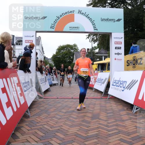 30.08.2026 - Blankeneser Heldenlauf Lena Gebhardt http://msf.ph/oto/10050681 30.08.2026 11:59:07 Ziel 2208, 2225, 2376, 2688, 2689 meine-sportfotos.de