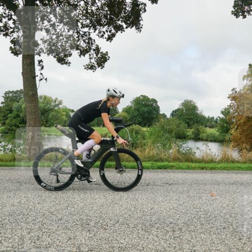 30.08.2026 - Elbe Triathlon Hamburg Michael Burmester http://msf.ph/oto/10050697 30.08.2026 09:46:07 Radfahren 376, 379, 438, 564, 640, 674, 841, 898 meine-sportfotos.de