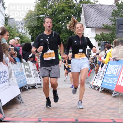 30.08.2026 - Blankeneser Heldenlauf Lena Gebhardt http://msf.ph/oto/10050711 30.08.2026 11:59:08 Ziel 2208, 2225, 2301, 2376, 2688, 2689 meine-sportfotos.de