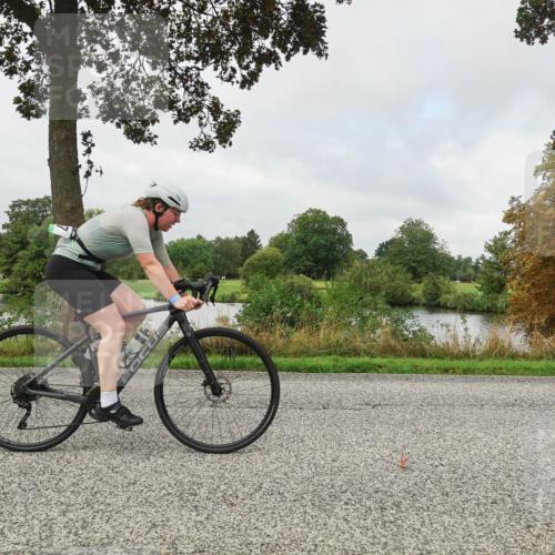 30.08.2026 - Elbe Triathlon Hamburg Michael Burmester http://msf.ph/oto/10050717 30.08.2026 09:46:15 Radfahren 276, 376, 379, 438, 577, 637, 650, 674, 700, 841, 847 meine-sportfotos.de