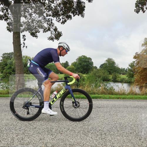 30.08.2026 - Elbe Triathlon Hamburg Michael Burmester http://msf.ph/oto/10050730 30.08.2026 09:46:21 Radfahren 343, 375, 414, 484, 493, 546, 568, 577, 637, 650, 651, 691, 718, 782, 812 meine-sportfotos.de