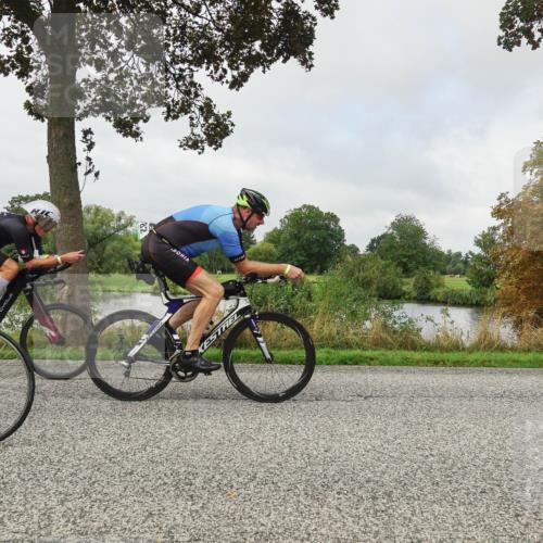 30.08.2026 - Elbe Triathlon Hamburg Michael Burmester http://msf.ph/oto/10050741 30.08.2026 09:46:25 Radfahren 343, 375, 412, 414, 484, 493, 546, 568, 589, 650, 651, 691, 718, 725, 782, 812 meine-sportfotos.de