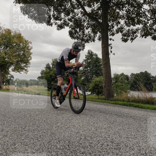 30.08.2026 - Elbe Triathlon Hamburg Michael Burmester http://msf.ph/oto/10050776 30.08.2026 10:07:11 Radfahren 663, 761 meine-sportfotos.de