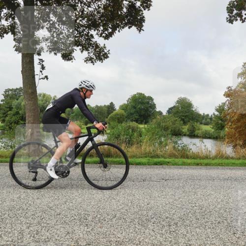 30.08.2026 - Elbe Triathlon Hamburg Michael Burmester http://msf.ph/oto/10050779 30.08.2026 09:46:48 Radfahren 485, 774, 795, 796, 805, 844, 873 meine-sportfotos.de