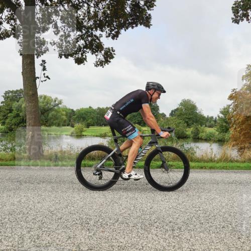 30.08.2026 - Elbe Triathlon Hamburg Michael Burmester http://msf.ph/oto/10050819 30.08.2026 09:47:27 Radfahren 260, 266, 267, 552, 566 meine-sportfotos.de