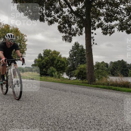 30.08.2026 - Elbe Triathlon Hamburg Michael Burmester http://msf.ph/oto/10050825 30.08.2026 10:07:51 Radfahren 439, 440, 524, 602, 629, 791, 871, 905 meine-sportfotos.de