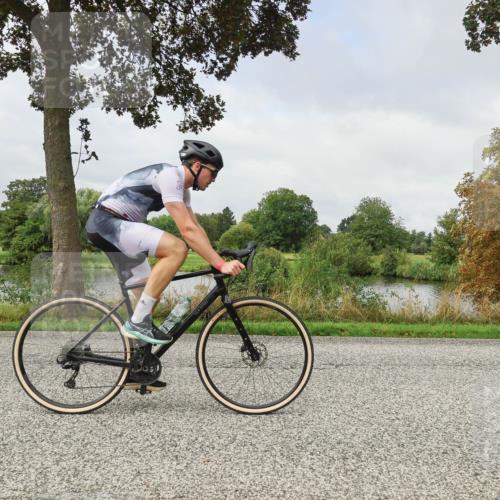 30.08.2026 - Elbe Triathlon Hamburg Michael Burmester http://msf.ph/oto/10050869 30.08.2026 09:48:01 Radfahren 521, 533, 703, 793, 817 meine-sportfotos.de