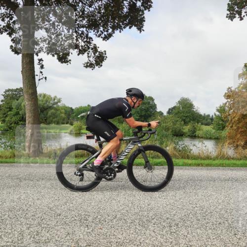 30.08.2026 - Elbe Triathlon Hamburg Michael Burmester http://msf.ph/oto/10050935 30.08.2026 09:48:55 Radfahren 496, 588, 790, 1895 meine-sportfotos.de