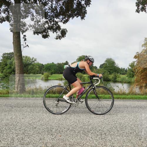30.08.2026 - Elbe Triathlon Hamburg Michael Burmester http://msf.ph/oto/10050952 30.08.2026 09:49:10 Radfahren 330, 536, 582, 814, 821, 822 meine-sportfotos.de