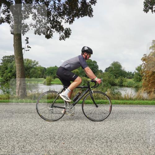30.08.2026 - Elbe Triathlon Hamburg Michael Burmester http://msf.ph/oto/10050967 30.08.2026 09:49:26 Radfahren 279, 329, 391, 405, 420, 476, 509, 597, 766 meine-sportfotos.de