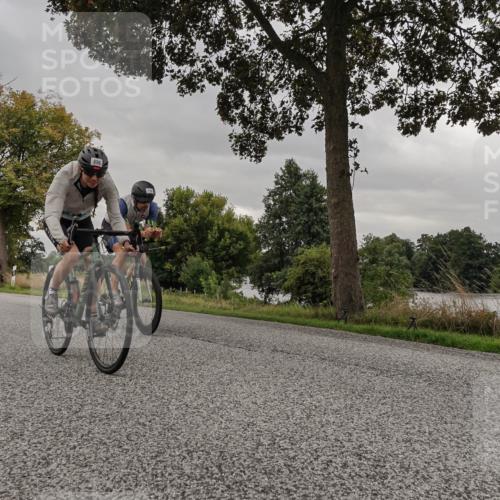 30.08.2026 - Elbe Triathlon Hamburg Michael Burmester http://msf.ph/oto/10050991 30.08.2026 10:09:43 Radfahren 693, 716, 811, 828, 896, 929, 1897 meine-sportfotos.de