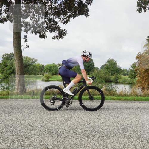 30.08.2026 - Elbe Triathlon Hamburg Michael Burmester http://msf.ph/oto/10051006 30.08.2026 09:49:56 Radfahren 282, 346, 458, 483, 498, 542, 794, 854 meine-sportfotos.de