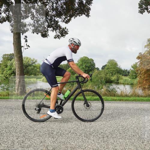 30.08.2026 - Elbe Triathlon Hamburg Michael Burmester http://msf.ph/oto/10051019 30.08.2026 09:50:05 Radfahren 346, 444, 659, 715, 845 meine-sportfotos.de