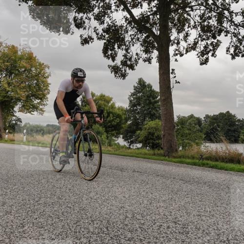 30.08.2026 - Elbe Triathlon Hamburg Michael Burmester http://msf.ph/oto/10051034 30.08.2026 10:10:09 Radfahren 408, 516, 642, 840, 855 meine-sportfotos.de