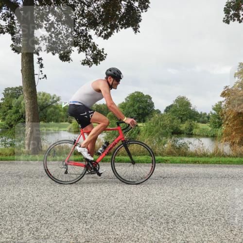 30.08.2026 - Elbe Triathlon Hamburg Michael Burmester http://msf.ph/oto/10051072 30.08.2026 09:51:13 Radfahren 492, 565, 570, 708, 709, 754, 936, 977 meine-sportfotos.de