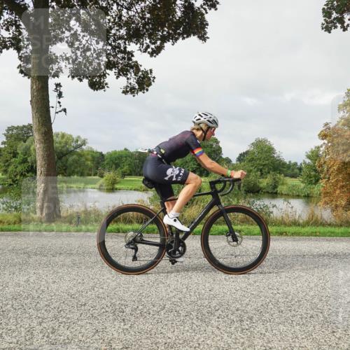 30.08.2026 - Elbe Triathlon Hamburg Michael Burmester http://msf.ph/oto/10051088 30.08.2026 09:51:19 Radfahren 565, 570, 708, 709, 860, 861, 936, 977 meine-sportfotos.de