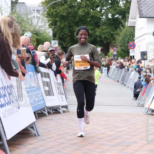 30.08.2026 - Blankeneser Heldenlauf Lena Gebhardt http://msf.ph/oto/10051097 30.08.2026 11:59:47 Ziel 2801 meine-sportfotos.de