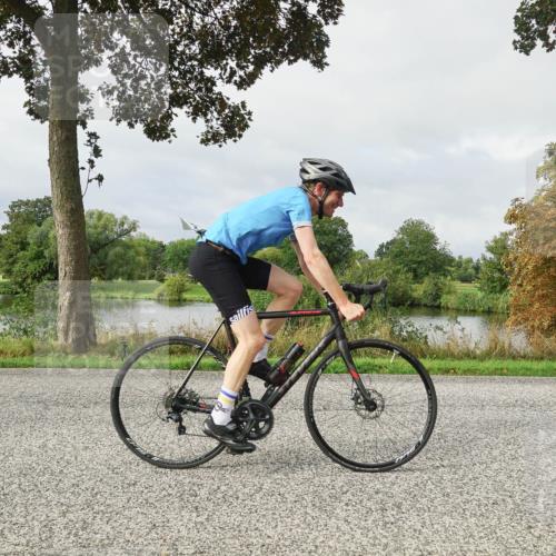 30.08.2026 - Elbe Triathlon Hamburg Michael Burmester http://msf.ph/oto/10051101 30.08.2026 09:51:31 Radfahren 431, 436, 482, 736, 842 meine-sportfotos.de