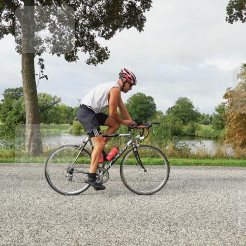 30.08.2026 - Elbe Triathlon Hamburg Michael Burmester http://msf.ph/oto/10051108 30.08.2026 09:51:35 Radfahren 431, 482, 554, 602, 842, 865, 905 meine-sportfotos.de