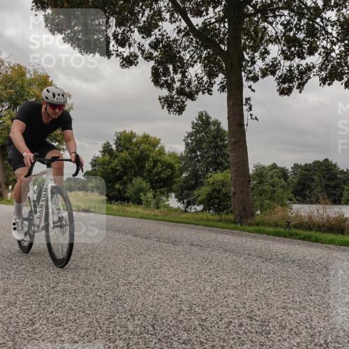 30.08.2026 - Elbe Triathlon Hamburg Michael Burmester http://msf.ph/oto/10051112 30.08.2026 10:11:11 Radfahren 364, 617, 633, 749, 927 meine-sportfotos.de