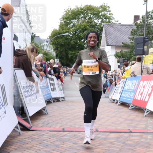 30.08.2026 - Blankeneser Heldenlauf Lena Gebhardt http://msf.ph/oto/10051115 30.08.2026 11:59:49 Ziel 2008, 2801 meine-sportfotos.de