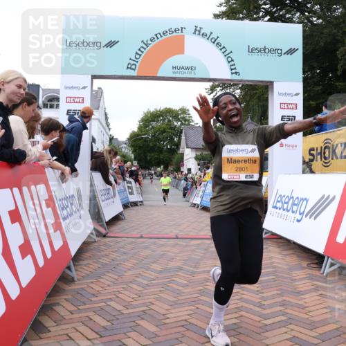 30.08.2026 - Blankeneser Heldenlauf Lena Gebhardt http://msf.ph/oto/10051133 30.08.2026 11:59:49 Ziel 2008, 2801 meine-sportfotos.de