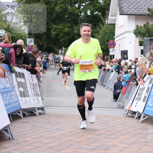 30.08.2026 - Blankeneser Heldenlauf Lena Gebhardt http://msf.ph/oto/10051158 30.08.2026 11:59:52 Ziel 2008, 2801 meine-sportfotos.de