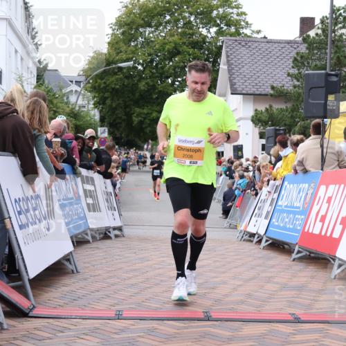 30.08.2026 - Blankeneser Heldenlauf Lena Gebhardt http://msf.ph/oto/10051167 30.08.2026 11:59:53 Ziel 2008, 2801 meine-sportfotos.de