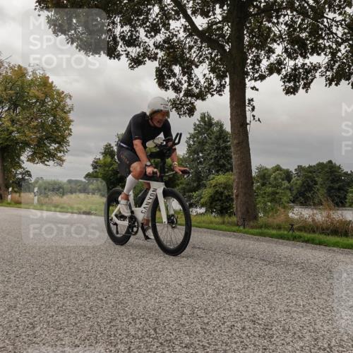 30.08.2026 - Elbe Triathlon Hamburg Michael Burmester http://msf.ph/oto/10051237 30.08.2026 10:13:01 Radfahren 441, 537, 664, 722, 728, 797, 872, 883 meine-sportfotos.de