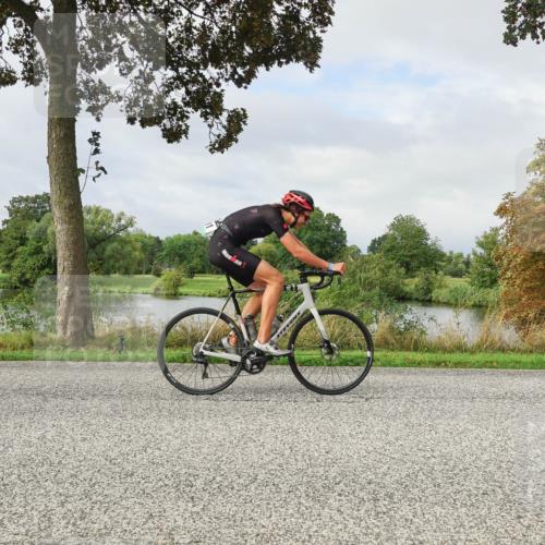 30.08.2026 - Elbe Triathlon Hamburg Michael Burmester http://msf.ph/oto/10051238 30.08.2026 09:52:56 Radfahren 392, 606, 634, 663, 721, 791, 908 meine-sportfotos.de