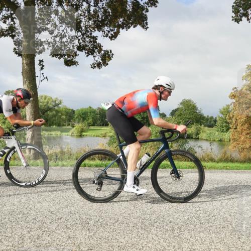 30.08.2026 - Elbe Triathlon Hamburg Michael Burmester http://msf.ph/oto/10051337 30.08.2026 09:54:32 Radfahren 462, 529, 676, 713, 856 meine-sportfotos.de