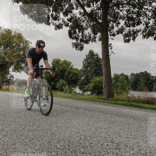 30.08.2026 - Elbe Triathlon Hamburg Michael Burmester http://msf.ph/oto/10051349 30.08.2026 10:14:46 Radfahren 413, 943 meine-sportfotos.de