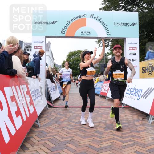 30.08.2026 - Blankeneser Heldenlauf Lena Gebhardt http://msf.ph/oto/10051361 30.08.2026 12:00:28 Ziel 2160, 2161, 2168, 2461, 2528, 2572, 2593, 2630 meine-sportfotos.de