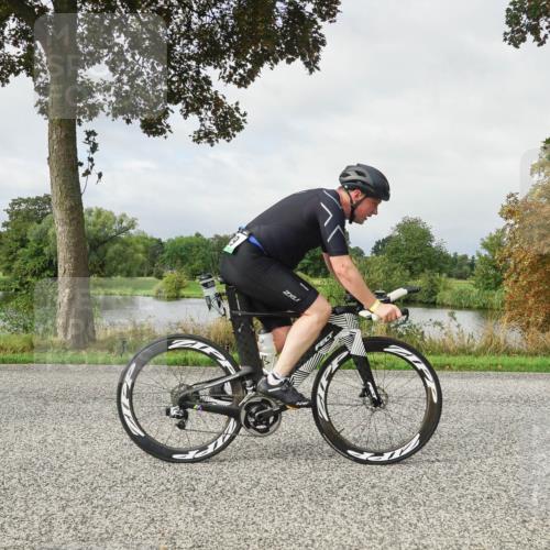30.08.2026 - Elbe Triathlon Hamburg Michael Burmester http://msf.ph/oto/10051368 30.08.2026 09:54:57 Radfahren 729 meine-sportfotos.de