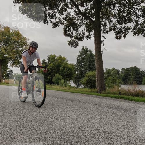 30.08.2026 - Elbe Triathlon Hamburg Michael Burmester http://msf.ph/oto/10051369 30.08.2026 10:15:02 Radfahren 503, 769, 780, 912 meine-sportfotos.de