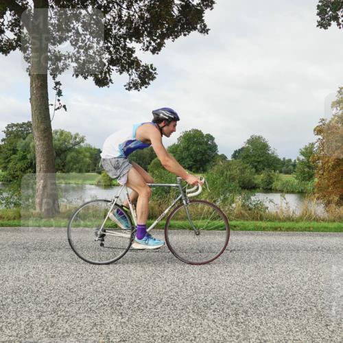 30.08.2026 - Elbe Triathlon Hamburg Michael Burmester http://msf.ph/oto/10051390 30.08.2026 09:55:23 Radfahren 457, 488, 528, 534, 617, 628, 633, 939, 961, 967, 967 meine-sportfotos.de