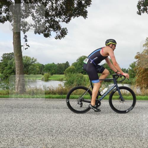 30.08.2026 - Elbe Triathlon Hamburg Michael Burmester http://msf.ph/oto/10051431 30.08.2026 09:55:47 Radfahren 352, 397, 479, 595, 621, 757, 820, 843, 872 meine-sportfotos.de