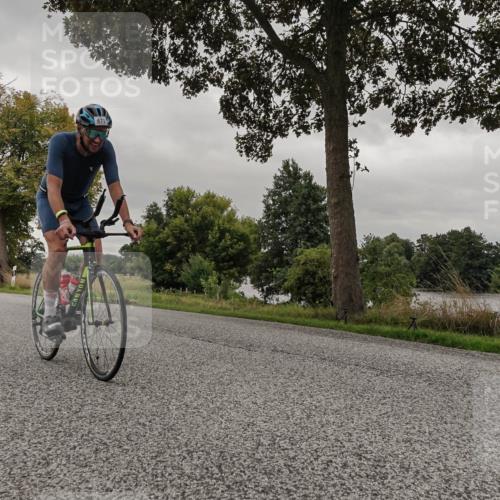 30.08.2026 - Elbe Triathlon Hamburg Michael Burmester http://msf.ph/oto/10051459 30.08.2026 10:16:18 Radfahren 409, 671, 726, 790, 863, 874, 958 meine-sportfotos.de
