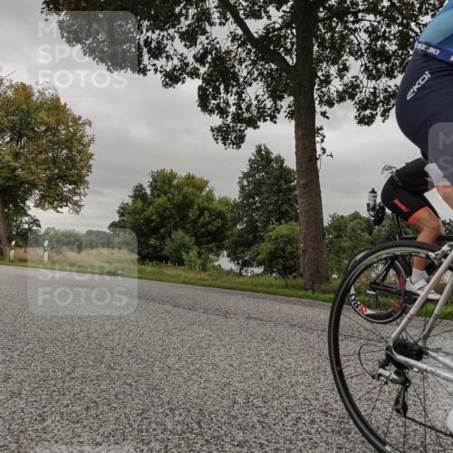 30.08.2026 - Elbe Triathlon Hamburg Michael Burmester http://msf.ph/oto/10051465 30.08.2026 10:16:20 Radfahren 409, 548, 671, 726, 790, 863 meine-sportfotos.de